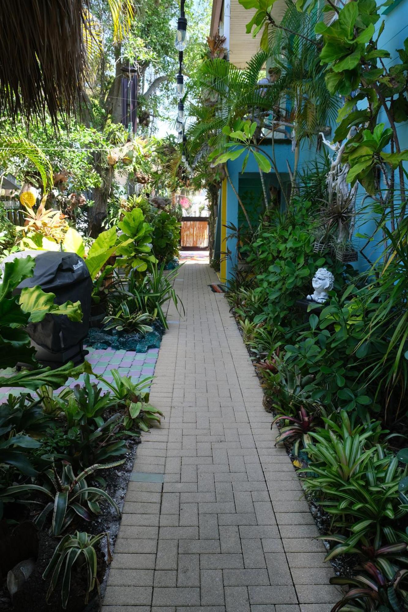 Beachpoint Cottages Siesta Key Exterior photo